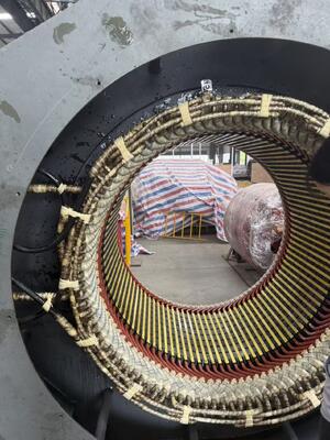 Mehrfacher Hydroturbinengenerator mit Bürstenloser Anregung und Kupferkabeln