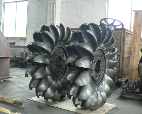 horizontale Pelton Wassersäule 1250kw der Wasserturbine-92% Leistungsfähigkeits-120m