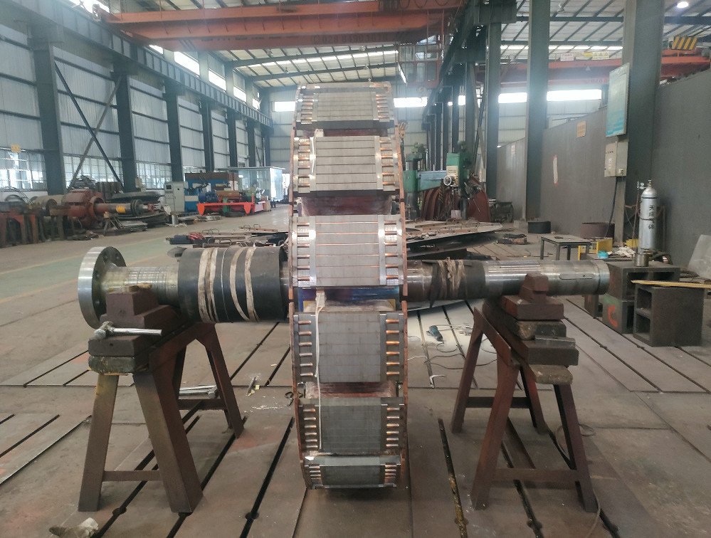 Wasserturbine Vertikalwelle für Wasserkopf 5m-500m Edelstahlläufer Material