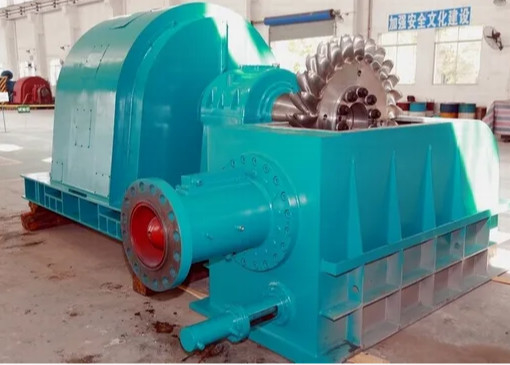 Ein- oder Mehrstrahl-Wasserstrahlturbine mit Einlassdruck 1 bis 20 bar