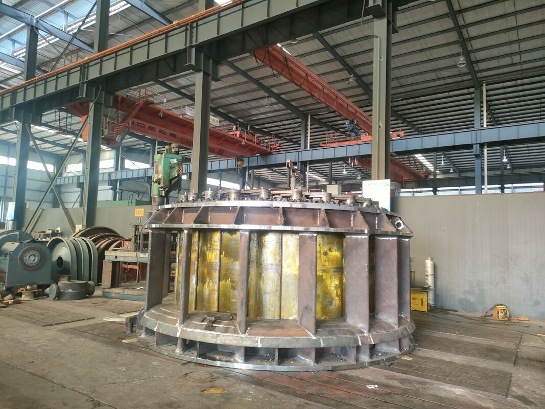 Kaplan-Hydro-Turbine mit verstellbaren Leitschaufeln, Gehäuse aus Kohlenstoffstahl und vertikalem Wassereintritt für Wasserkraftprojekte