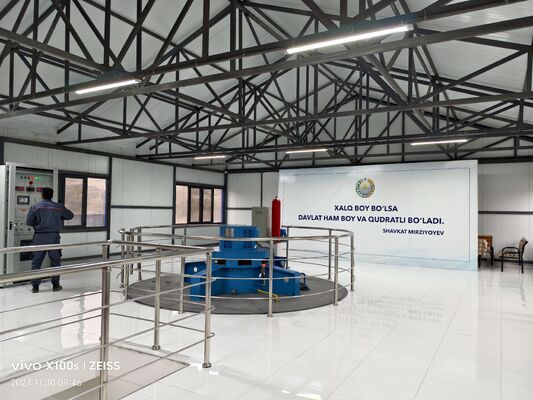 Kaplan-Wasserturbine mit 16,00 m³/s Durchflusskapazität und CNC-gefertigten Edelstahl-Laufradschaufeln für eine Lebensdauer von über 30 Jahren